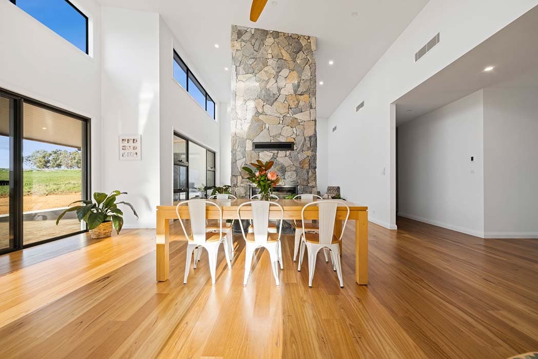 Light-filled living area with seamless indoor-outdoor flow